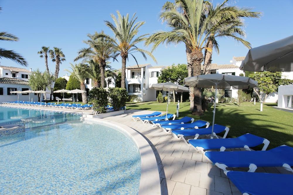 Grupotel Club Menorca Son Xoriguer Exterior foto
