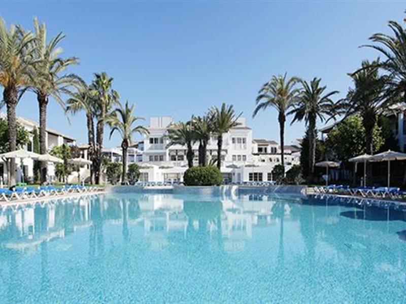 Grupotel Club Menorca Son Xoriguer Exterior foto